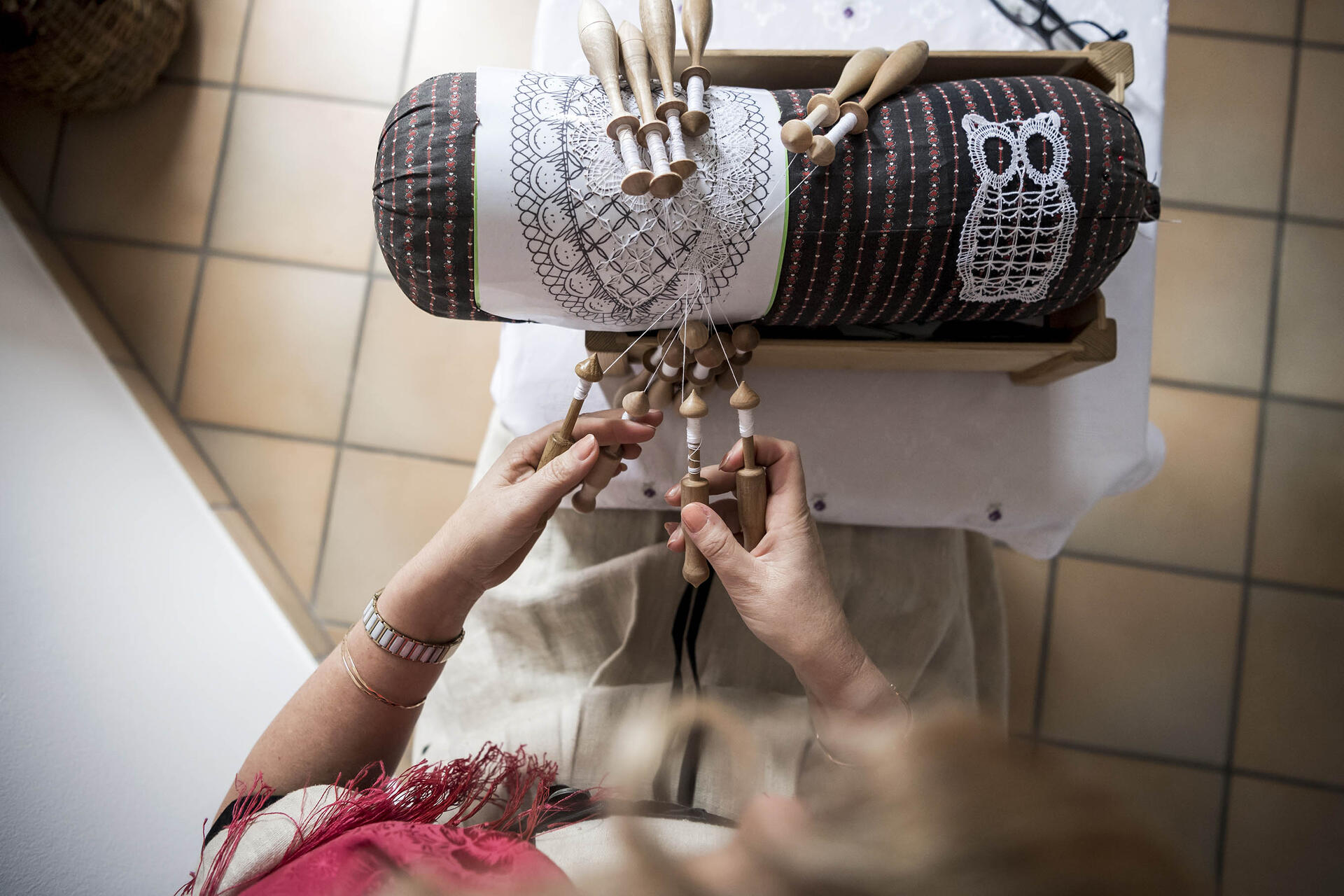 Detailed view lace-making