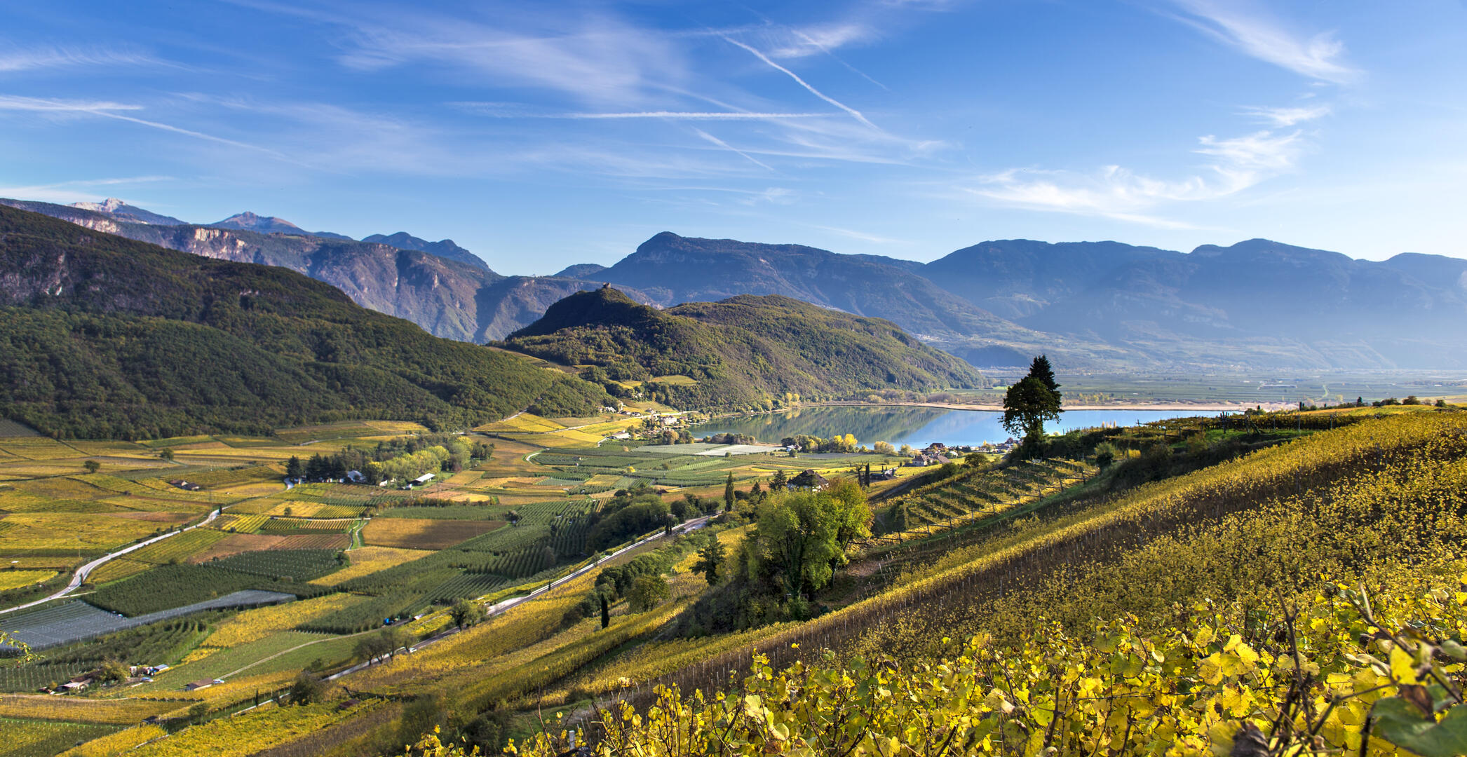 Vista sul lago di Caldaro